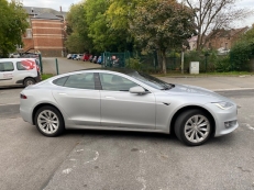 Tesla modèle S 09-2018 