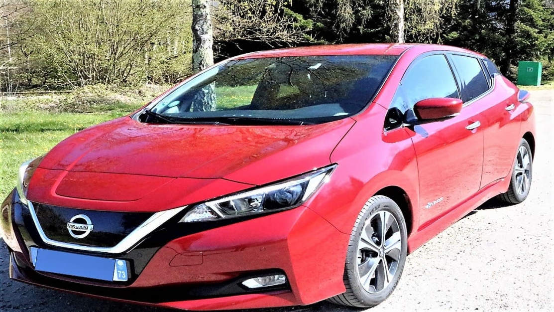 Nissan Leaf 2 2019 150ch 40kWh N-Connecta, Rouge Magnétique 
