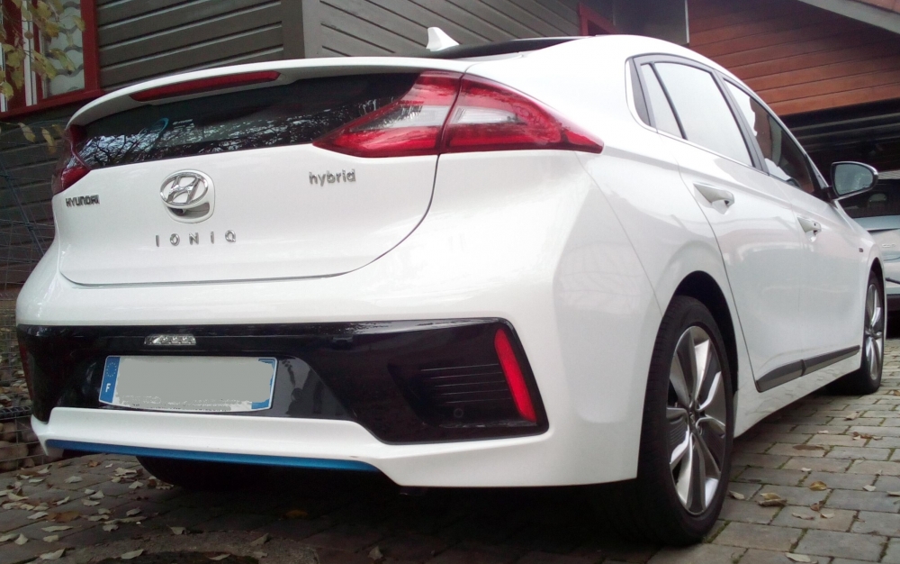 Hyundai ioniq hybrid executive