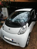 Peugeot Ion active fin 2015 blanche et noire