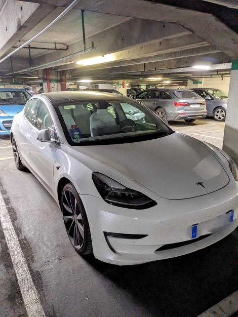 Tesla Model 3 Performance (2020)