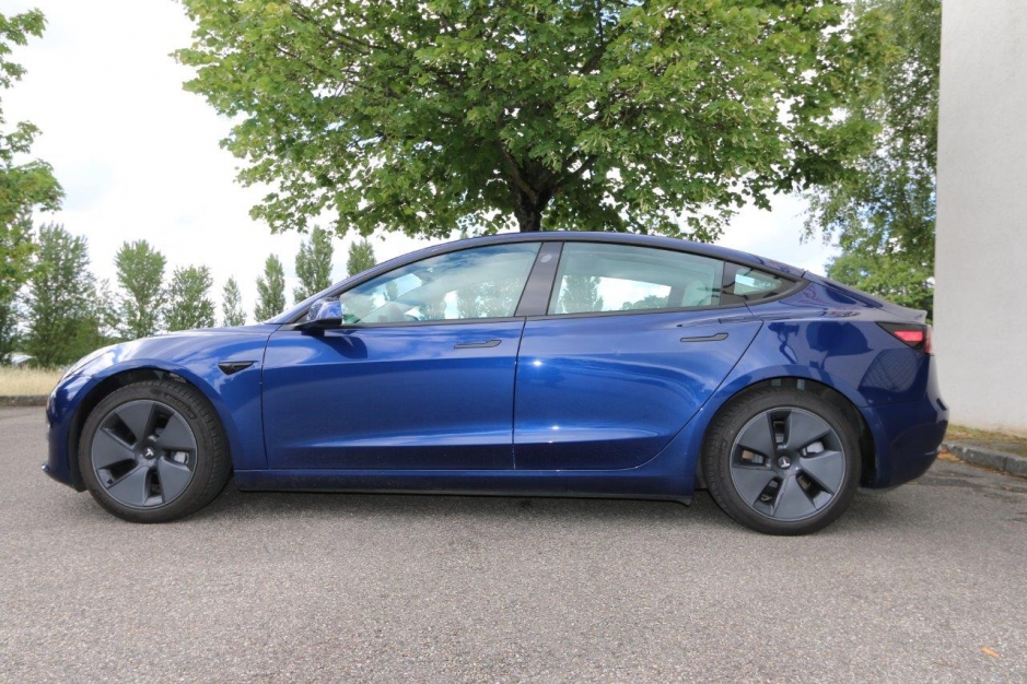 MODEL 3 LONG RANGE DUAL MOTOR TESLA 82 KW