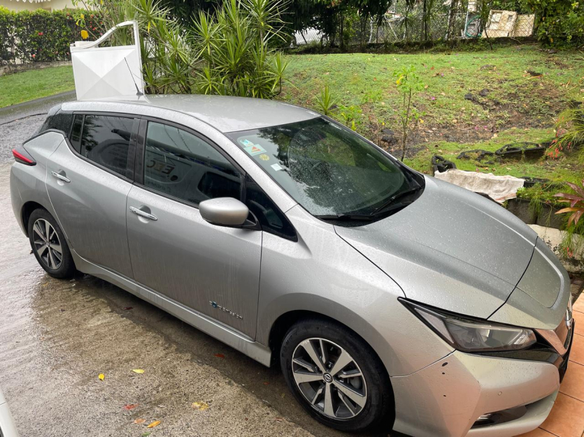 NISSAN Leaf2 Acenta 40Kwh 150ch gris perle 08/2020 54 000km