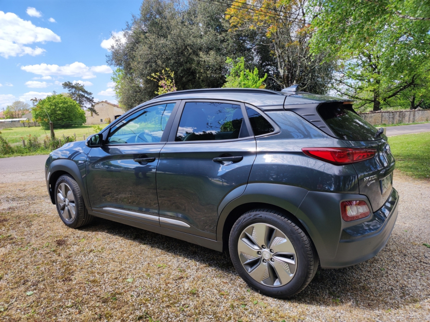 hyundai kona executive 64kw 204cv