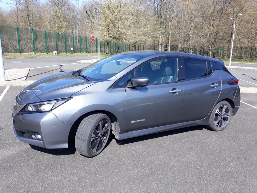 Nissan leaf propilot